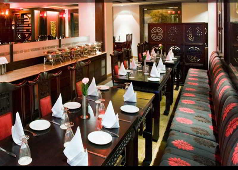 Hotel Parkland Chirag Enclave Nova Deli Exterior foto