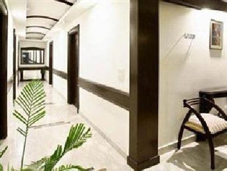 Hotel Parkland Chirag Enclave Nova Deli Interior foto