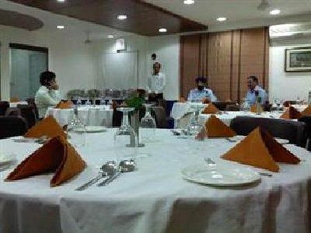 Hotel Parkland Chirag Enclave Nova Deli Interior foto